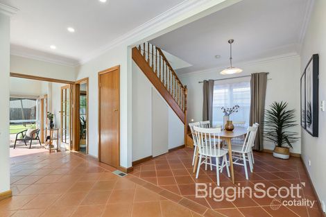 Property photo of 17 Mary Avenue Edithvale VIC 3196