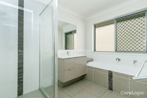 Property photo of 11 Regal Crescent Narangba QLD 4504