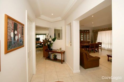 Property photo of 12 Allambie Way Mount Austin NSW 2650