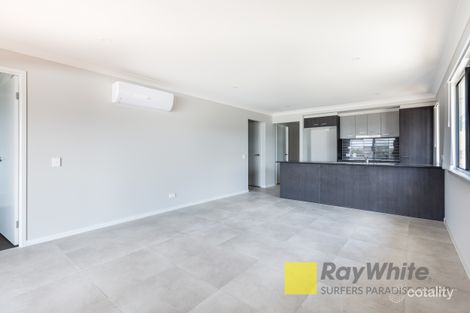 Property photo of 1/30 McInnes Crescent Glenvale QLD 4350
