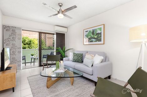 Property photo of 3/24 Weston Street Coorparoo QLD 4151