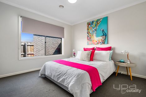 Property photo of 24 Finlay Avenue Harkness VIC 3337