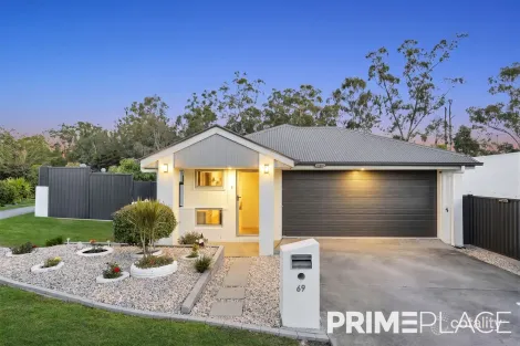 Property photo of 69 Francisca Drive Augustine Heights QLD 4300