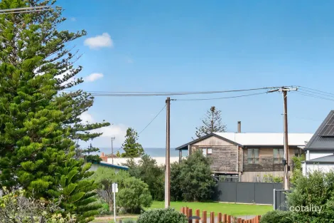 Property photo of 4 Abbott Avenue Middleton SA 5213