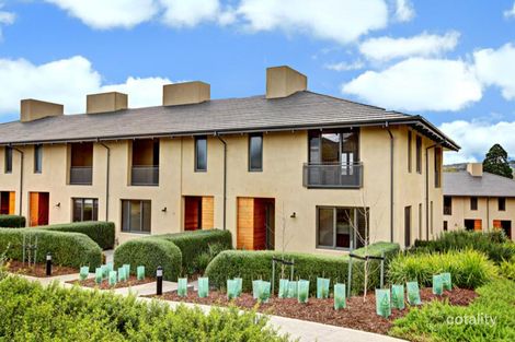 16 Oak Ct, Chirnside Park, VIC 3116