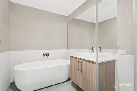 Property photo of 25 Wildflower Crescent Calderwood NSW 2527