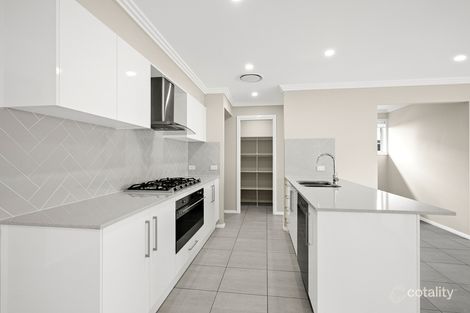 Property photo of 25 Wildflower Crescent Calderwood NSW 2527