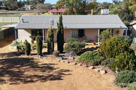 7 Ashton St, Quairading, WA 6383