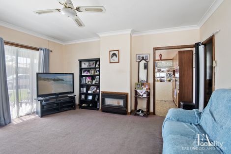 Property photo of 35 Waitara Grove Norlane VIC 3214