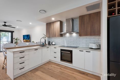 Property photo of 1/18 Thirteenth Avenue Palm Beach QLD 4221