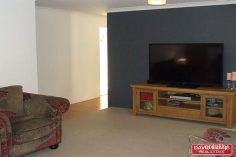 Property photo of 5 Benjamin Crescent Tapping WA 6065