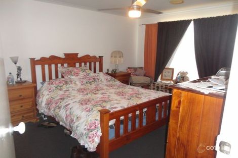 Property photo of 26 Meade Way Sydenham VIC 3037