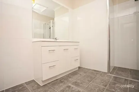 Property photo of 1/9 Kelvin Grove Springvale VIC 3171