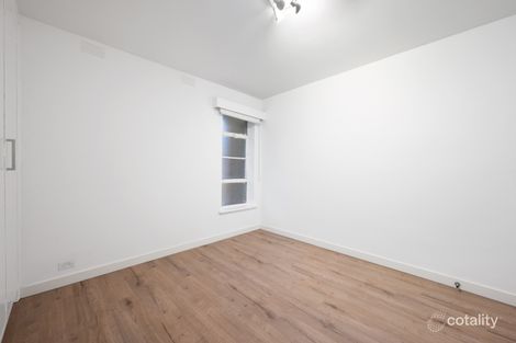 Property photo of 2/229 Dow Street Port Melbourne VIC 3207