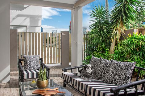 Property photo of 2/19 Harcourt Street New Farm QLD 4005