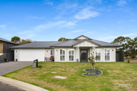 Property photo of 22 Wentworth Court Mount Gambier SA 5290