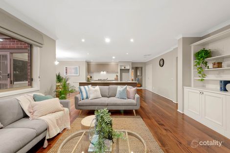 Property photo of 37 Downing Square Pakenham VIC 3810