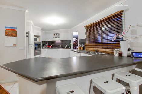 Property photo of 6 Incana Court Cranbourne West VIC 3977