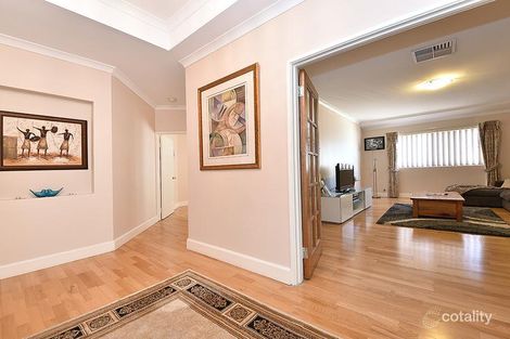 Property photo of 8 Archimedes Crescent Tapping WA 6065