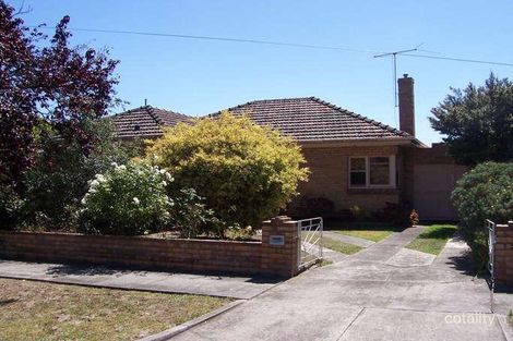 Property photo of 6 Fulham Grove Reservoir VIC 3073
