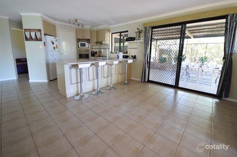 Property photo of 140 Lockyer View Road Wivenhoe Pocket QLD 4306
