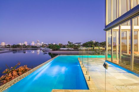 Property photo of 162 Rio Vista Boulevard Broadbeach Waters QLD 4218