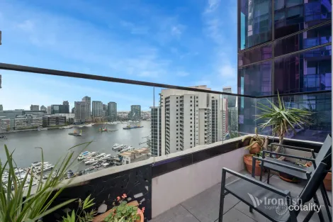 Property photo of 1906/241 Harbour Esplanade Docklands VIC 3008