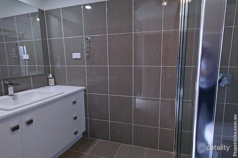 Property photo of 1 Watson Boulevard Lloyd NSW 2650