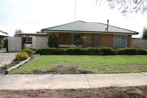 Property photo of 11 Hawthorn Crescent Churchill VIC 3842
