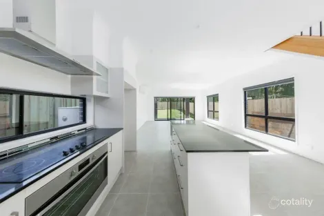 Property photo of 4 Campion Parade Armidale NSW 2350