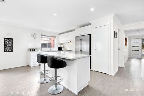 Property photo of 19 Goodenia Avenue Manor Lakes VIC 3024