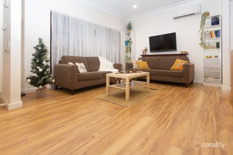 Property photo of 15 Tonbridge Way Thornlie WA 6108