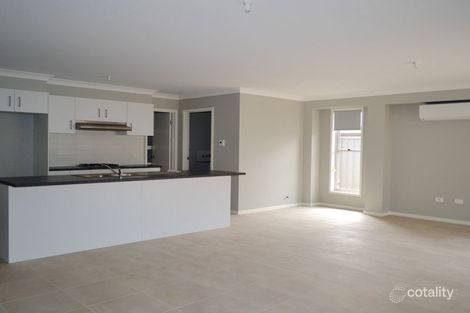 Property photo of 4 Reef Street Vincentia NSW 2540