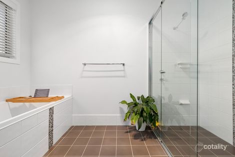 Property photo of 39 Tallowwood Crescent Fletcher NSW 2287