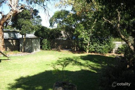 Property photo of 32 Hayes Avenue Rosebud VIC 3939