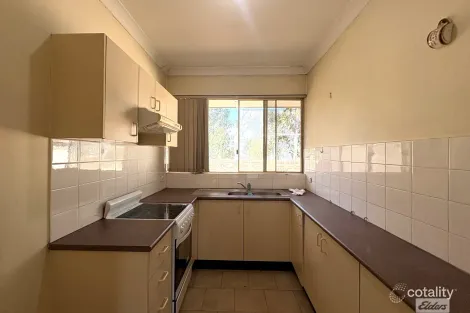 2/136-138 Edensor Rd, Bonnyrigg, NSW 2177