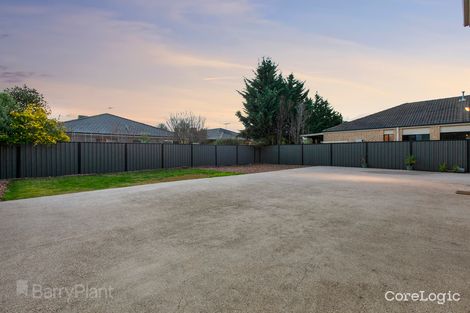 Property photo of 2 Heysen Mews Point Cook VIC 3030