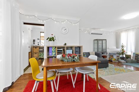 Property photo of 7 Carmick Way Ferndale WA 6148