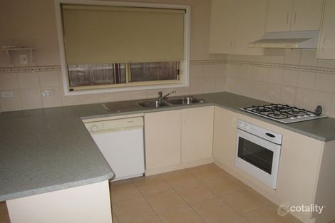Property photo of 42 Bernborough Avenue Cranbourne West VIC 3977