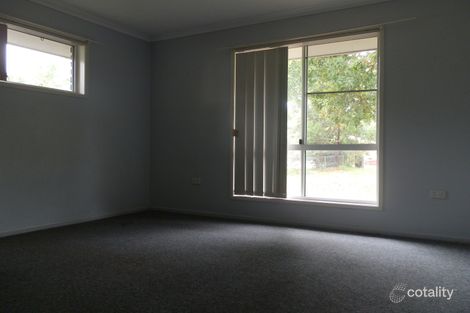 Property photo of 8 Crystal Court Emerald QLD 4720