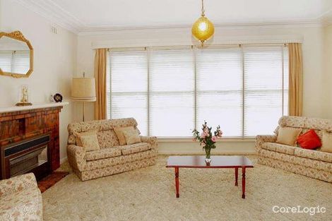Property photo of 29 Henshall Road Strathmore VIC 3041