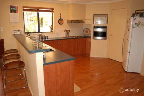 Property photo of 2 Mahogany Place Fennell Bay NSW 2283