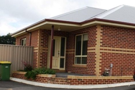 Property photo of 6/128 Barry Street Romsey VIC 3434