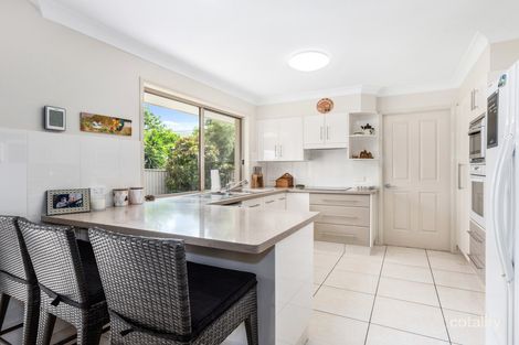 Property photo of 2/22 Newcastle Drive Pottsville NSW 2489