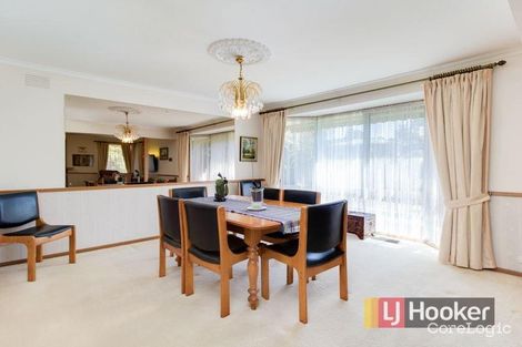 Property photo of 76 Matthew Flinders Avenue Endeavour Hills VIC 3802
