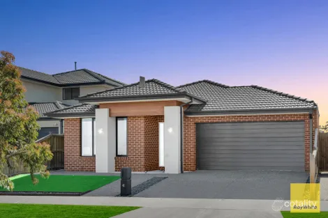 14 Hampshire Ave, Rockbank, VIC 3335