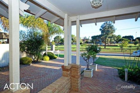 Property photo of 27 Lanchester Way Stirling WA 6021