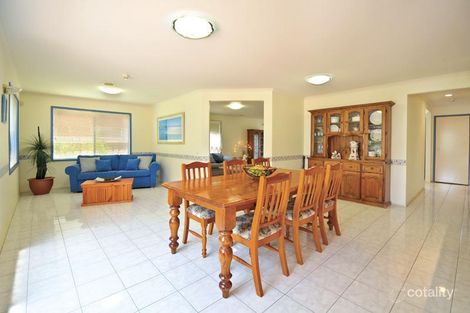Property photo of 12 Martens Court Taylors Lakes VIC 3038