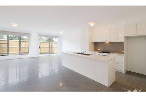Property photo of 73 Willow Glen Boulevard Cranbourne VIC 3977