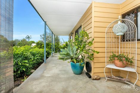 Property photo of 37 Hadrian Avenue Mooroobool QLD 4870